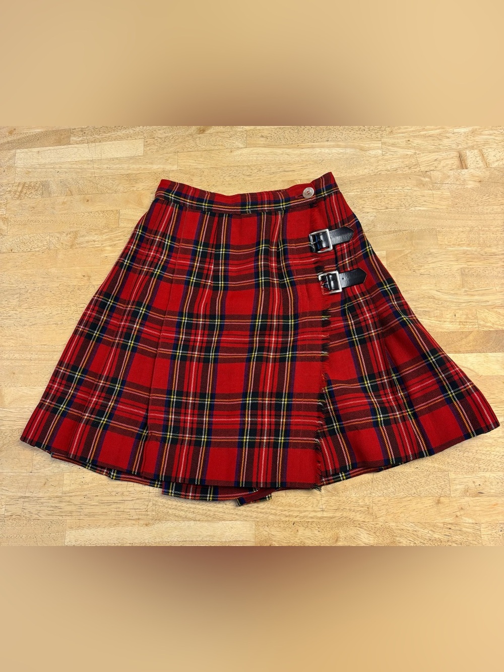 Vintage Siren Sportswear Red Tartan Plaid  Pleated Kilt Skort w/Buckle Detail